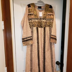 Beige kaftan with black and gold embroidery